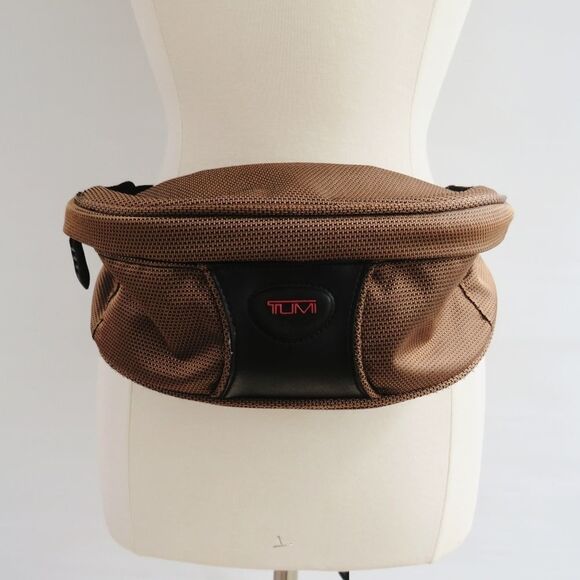 Tumi Womens Mens Unisex Bronze Brown Structured Travel Waist Fanny Pack - Picture 2 of 16